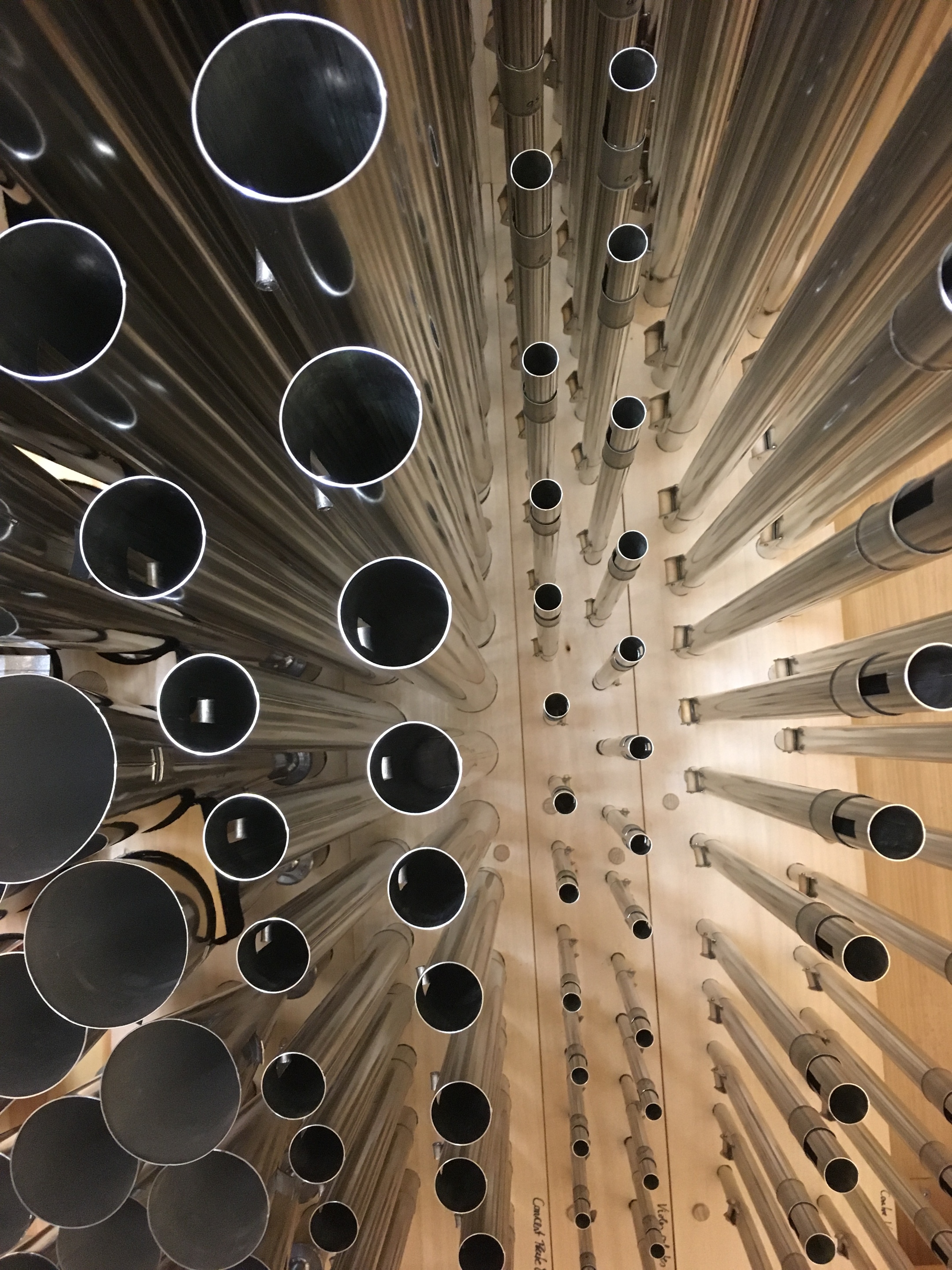 Pfeifen der Eule-Orgel - Detailansicht