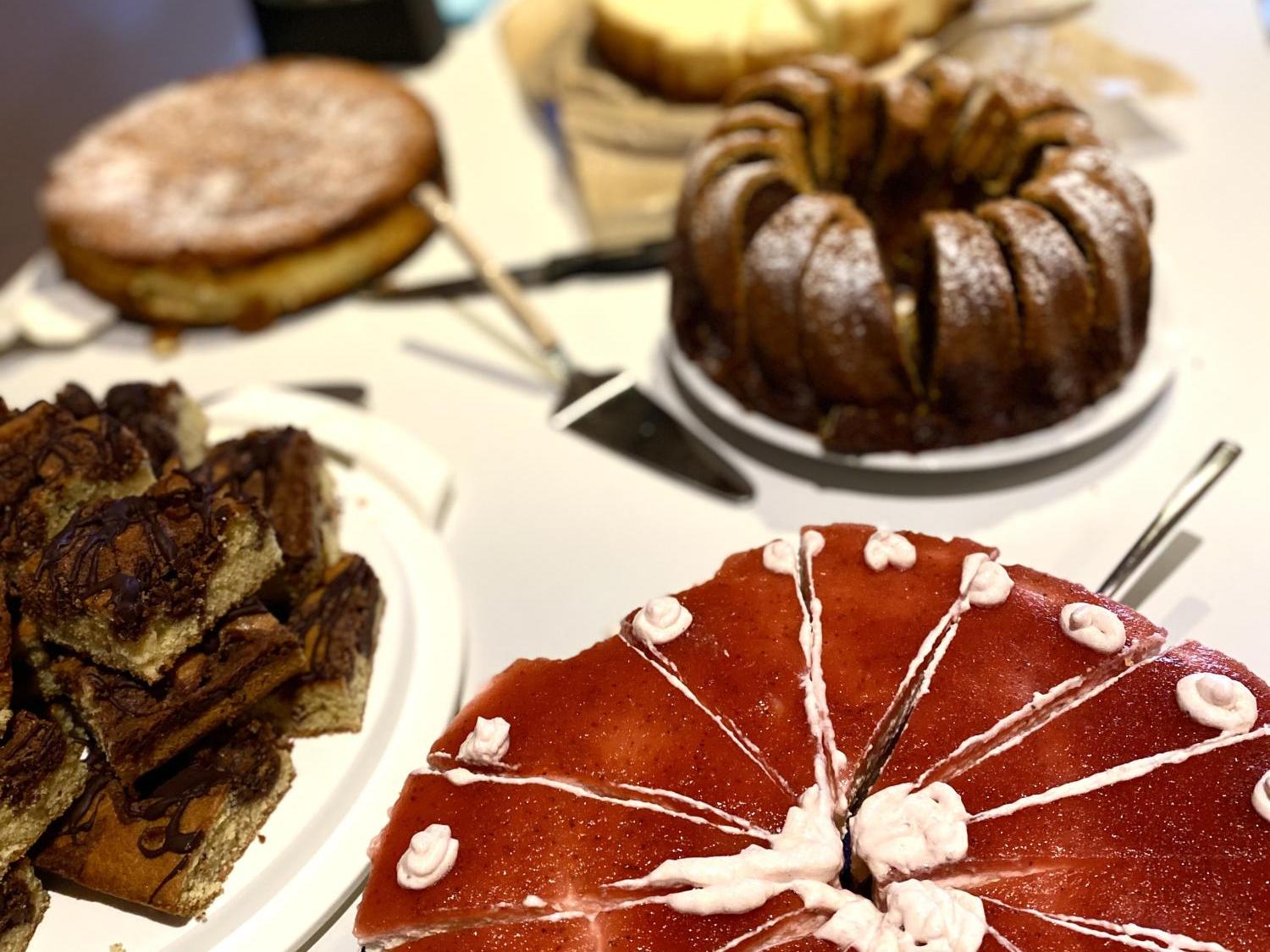 Kuchenverkauf zur Unterstützung der Kirchenmusik