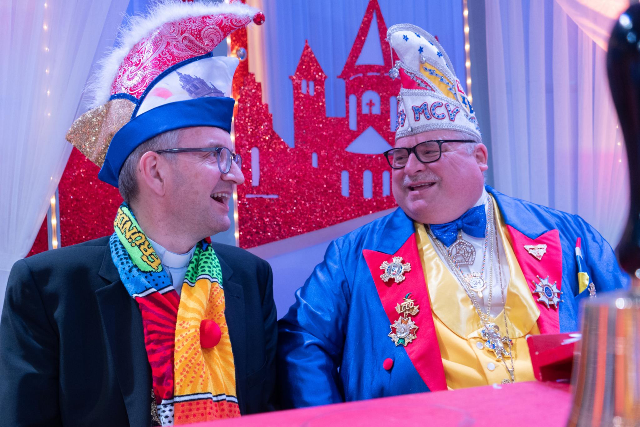 Bischof und Obermessdiener