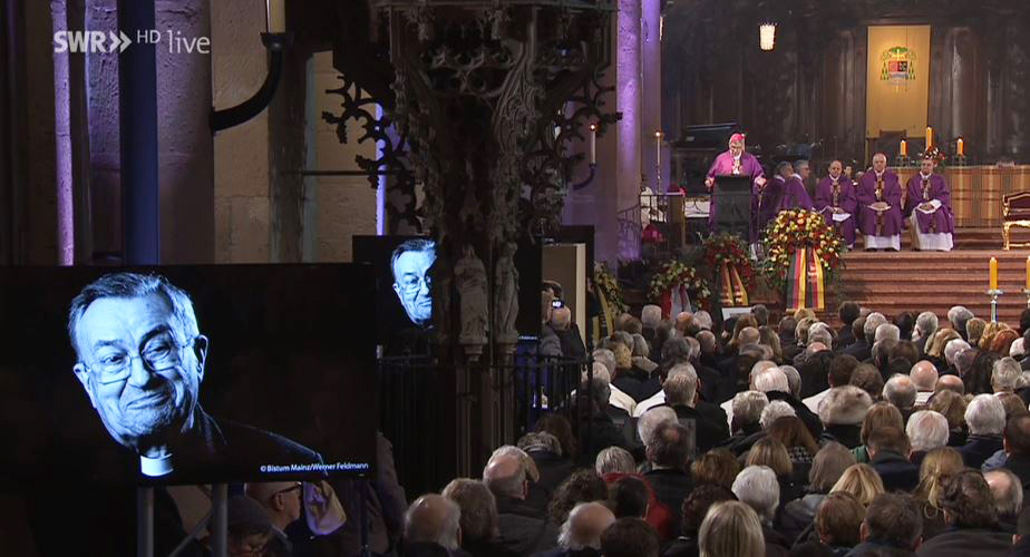 Bischof Kohlgraf predigt im Requiem für Karl Kardinal Lehmann (c) SWR