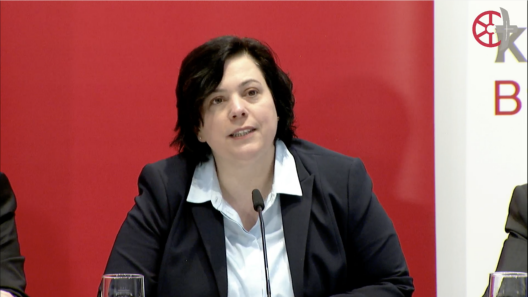 Stephanie Rieth während der Pressekonferenz zu EVV am 8 März 2023
