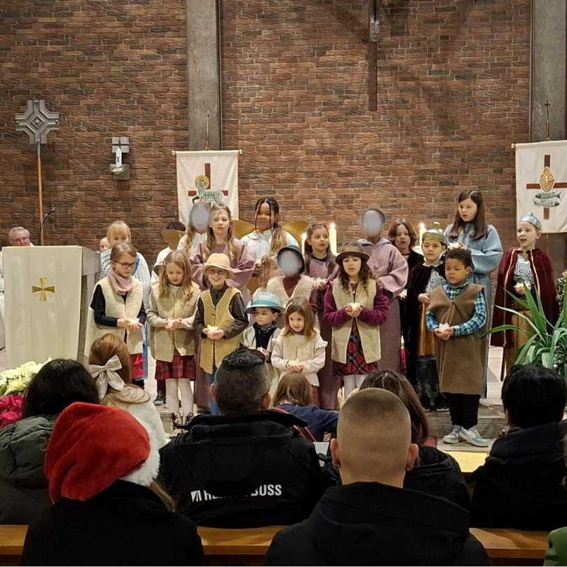 Krippenfeier in der Christmette 2025