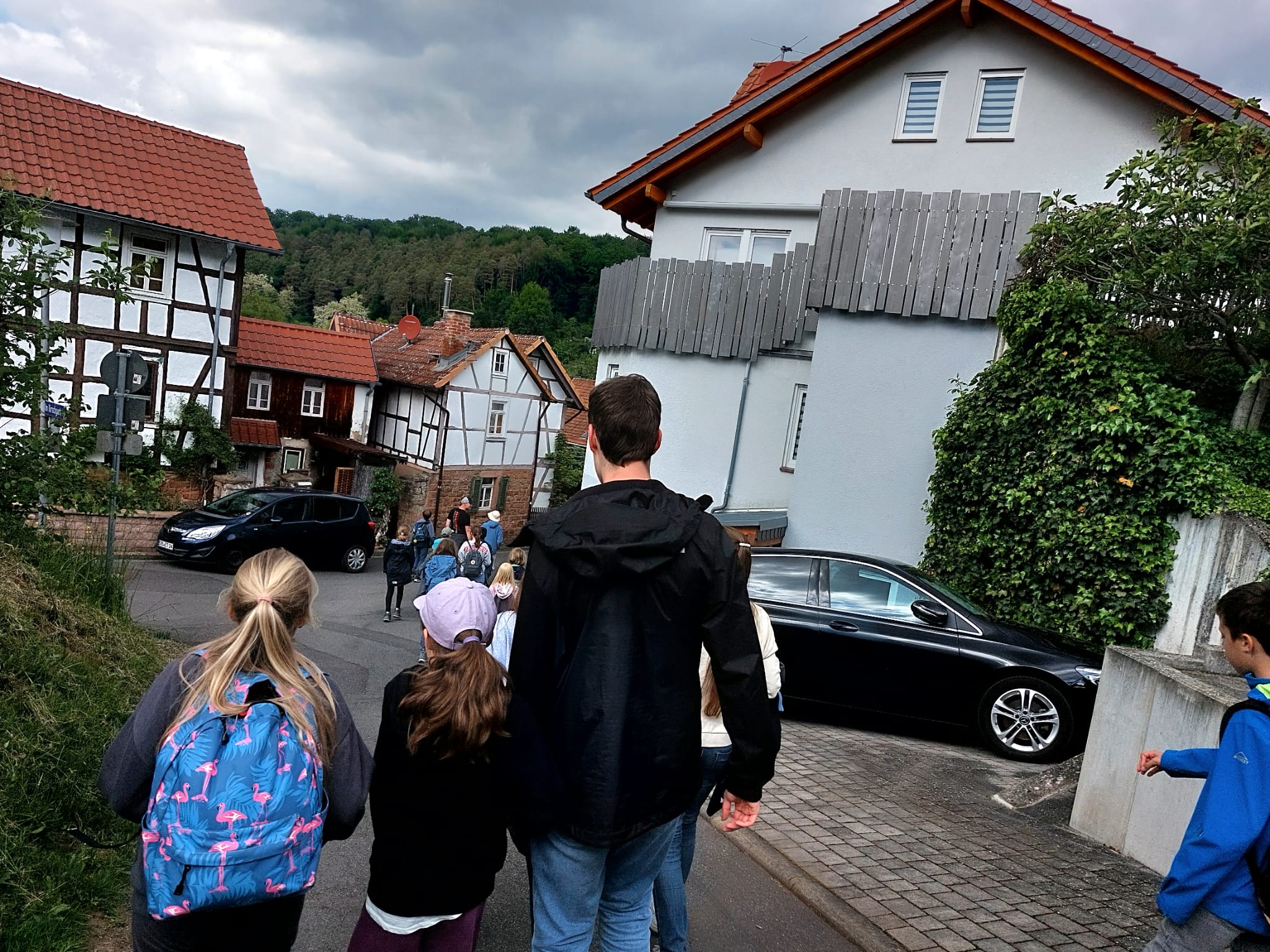 kleine Wanderung zur Feuerwehr Zeltlager 2025