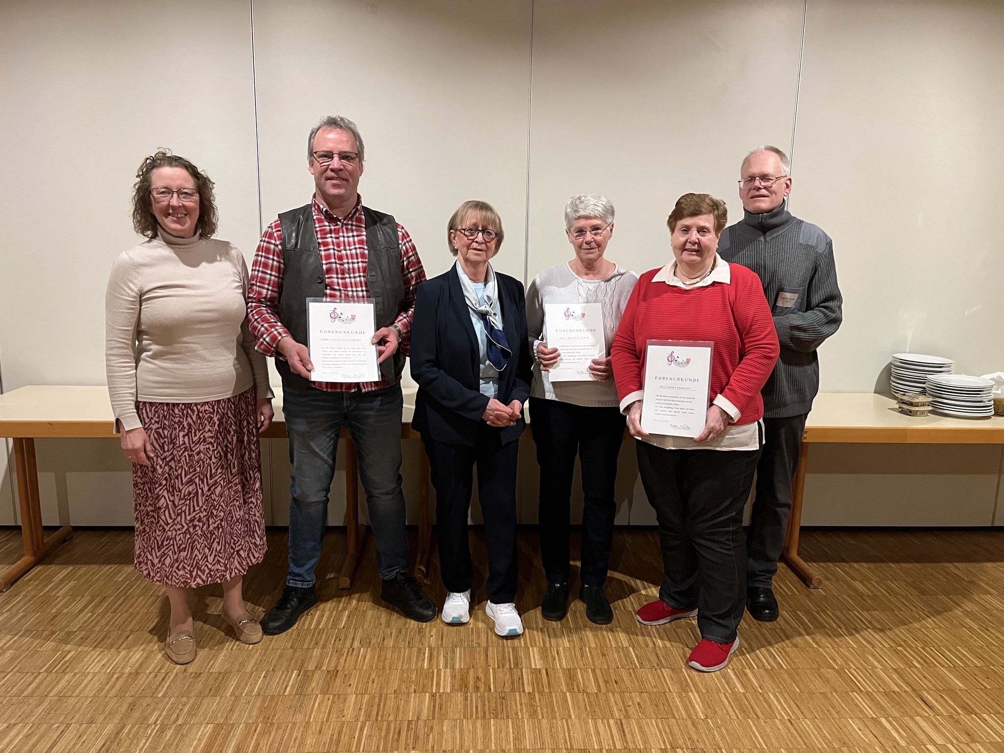 Bild der Jubilare bei der Generalversammlung des Kirchenchors 2026