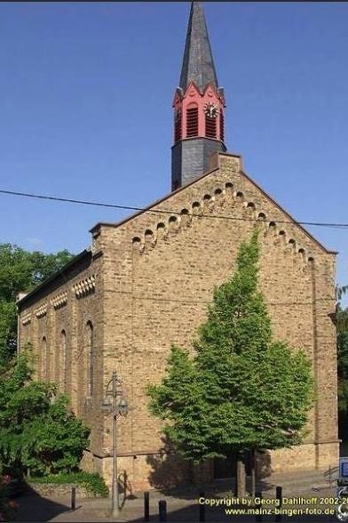 Kirche St. Petrus in Ketten  Gau-Bischofsheim