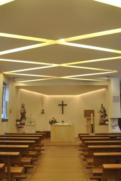 Bild auf den Altar der Herz-Jesu-Kapelle in Nackenheim