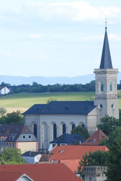 Bild der Kirche St. Alban, Bodenheim