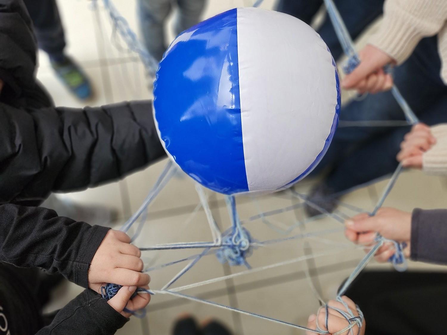 Das Freundschaftsnetz wird geknüpft