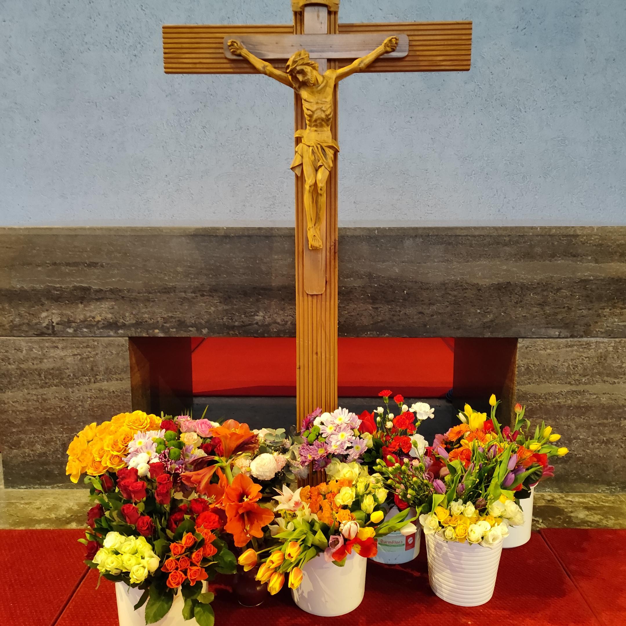 Blumen am Karfreitag 2025