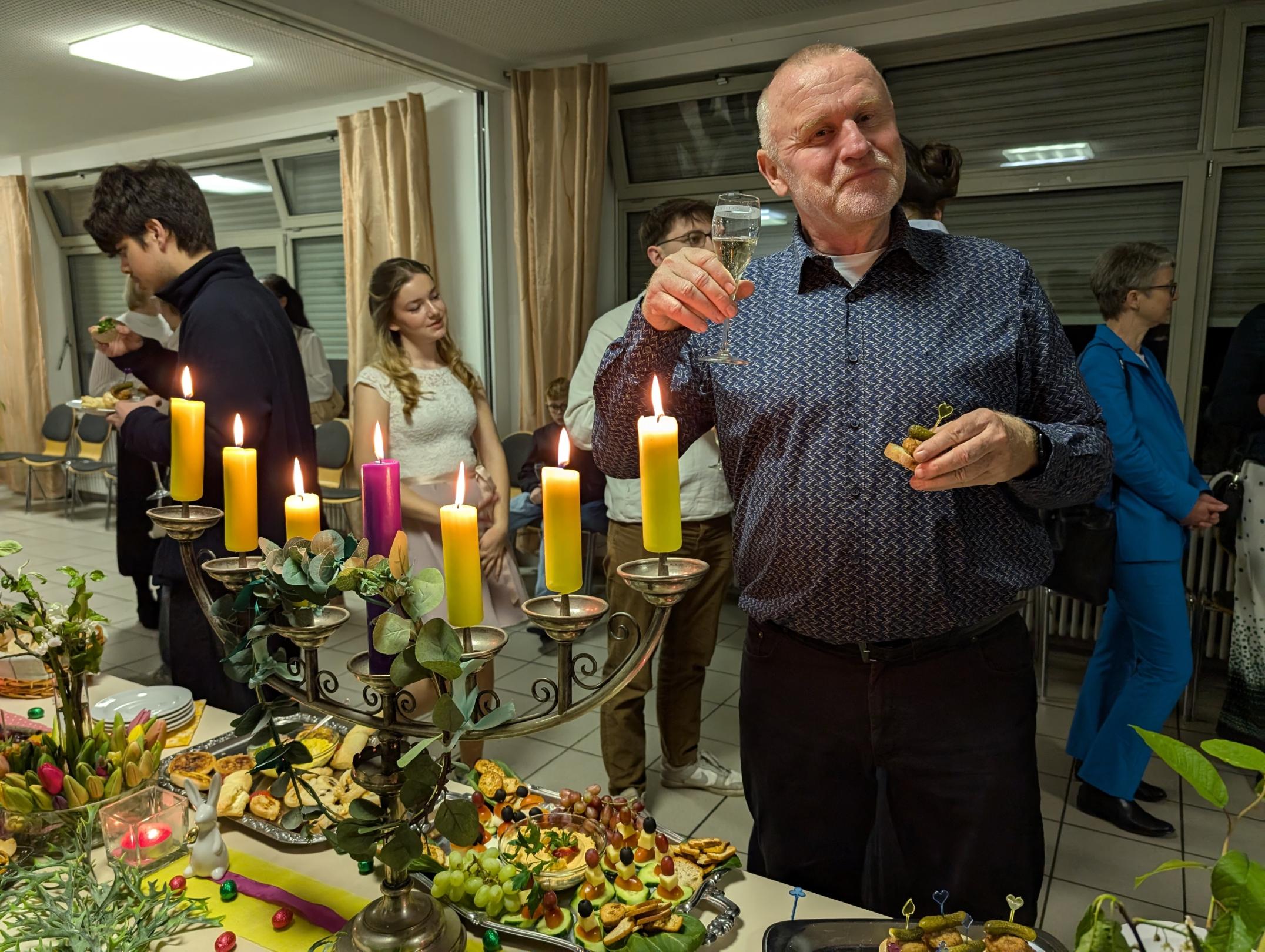 Osterempfang 2025 - am Buffet