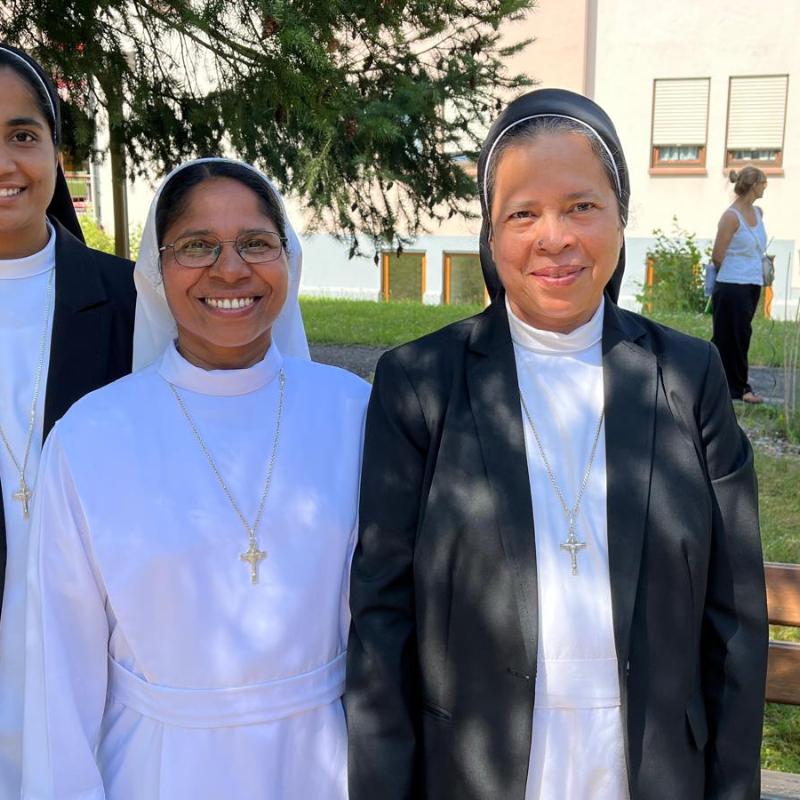 Sr. Amala, Sr. Sheetal und Sr. Maria