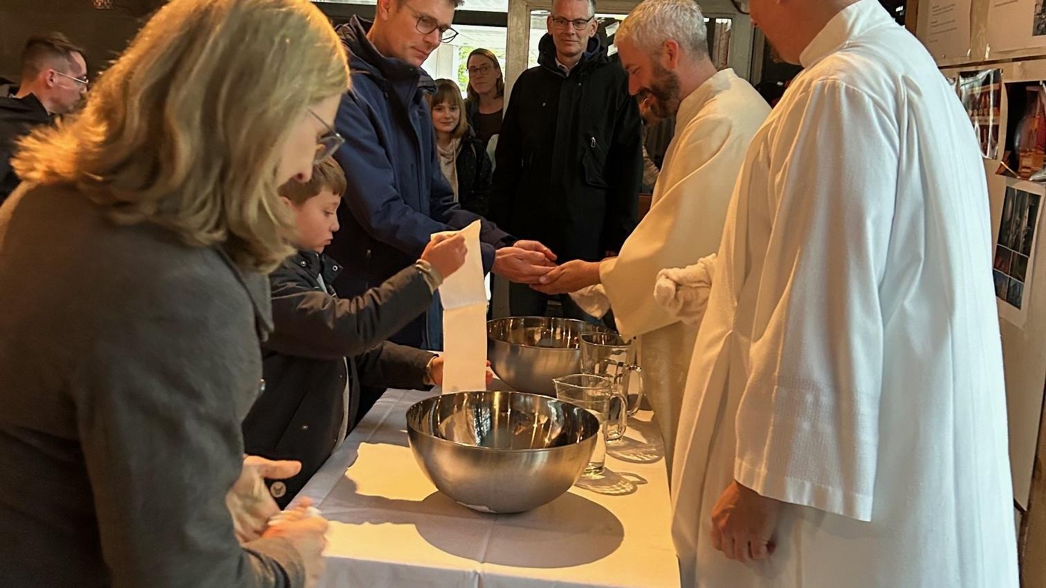Gründonnerstag 2025 in Weiterstadt mit Händewaschung