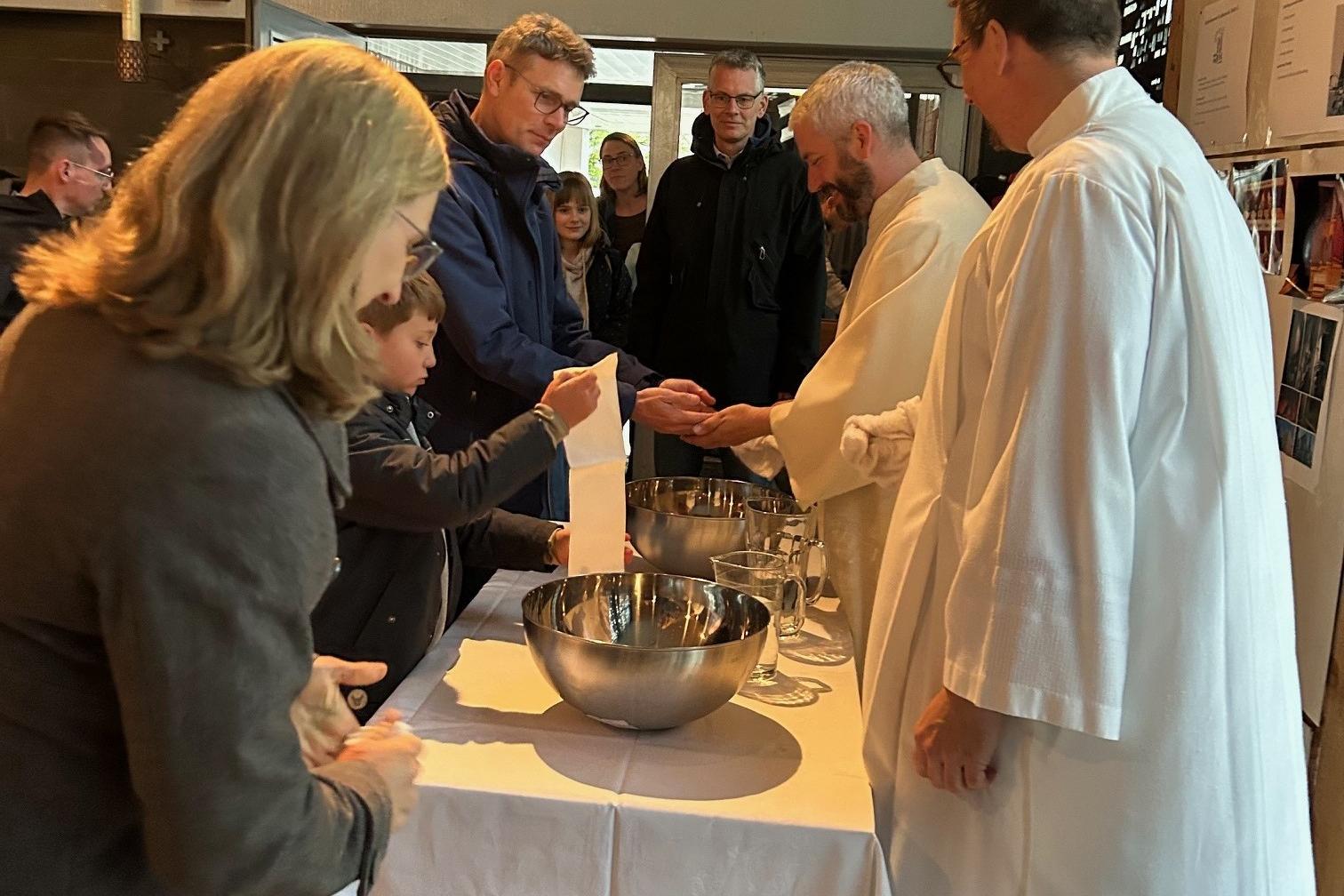 Gründonnerstag 2025 in Weiterstadt mit Händewaschung