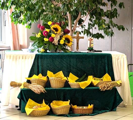 Weiterstadt: Kindergottesdienst an Erntedank 2025 - Altar