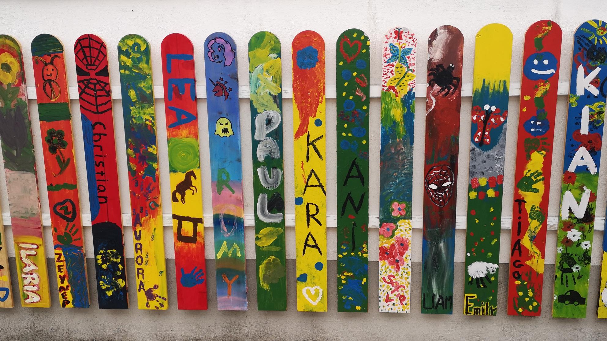Kindergarten: Zaun der Schulkinder