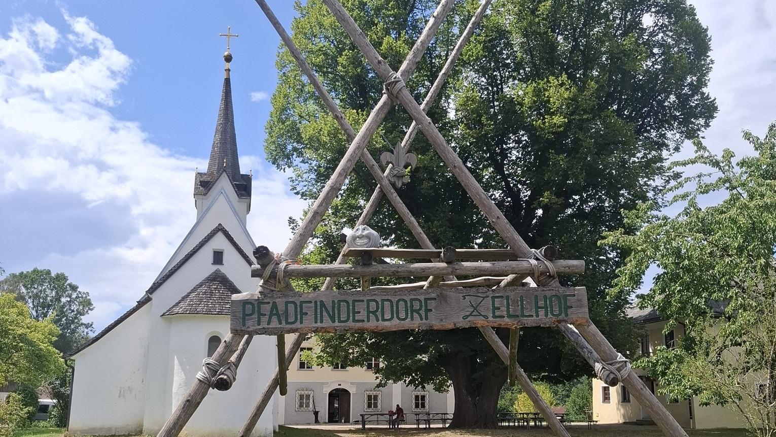Sommerlager der Pfadis und Rover in Zellhof
