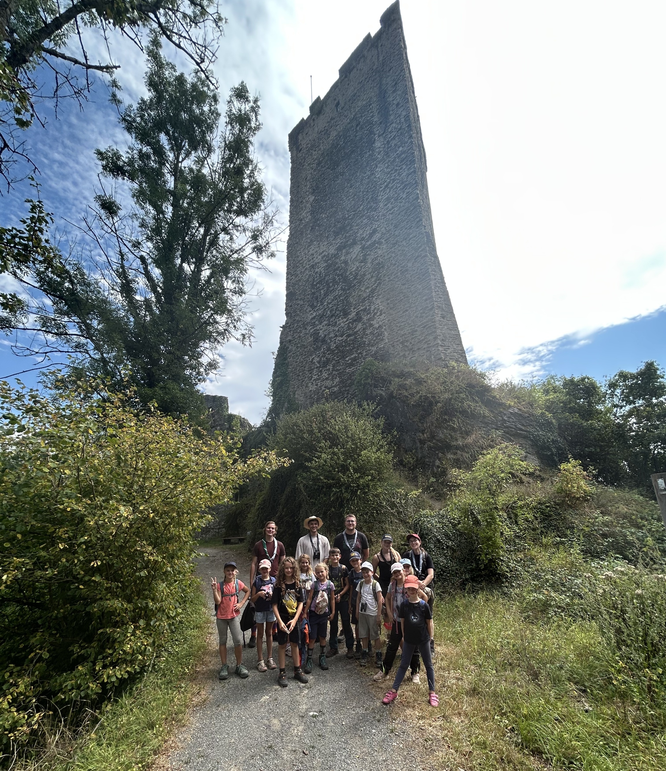 Wölflings-Sommerlager 2026: Burg Grenzau