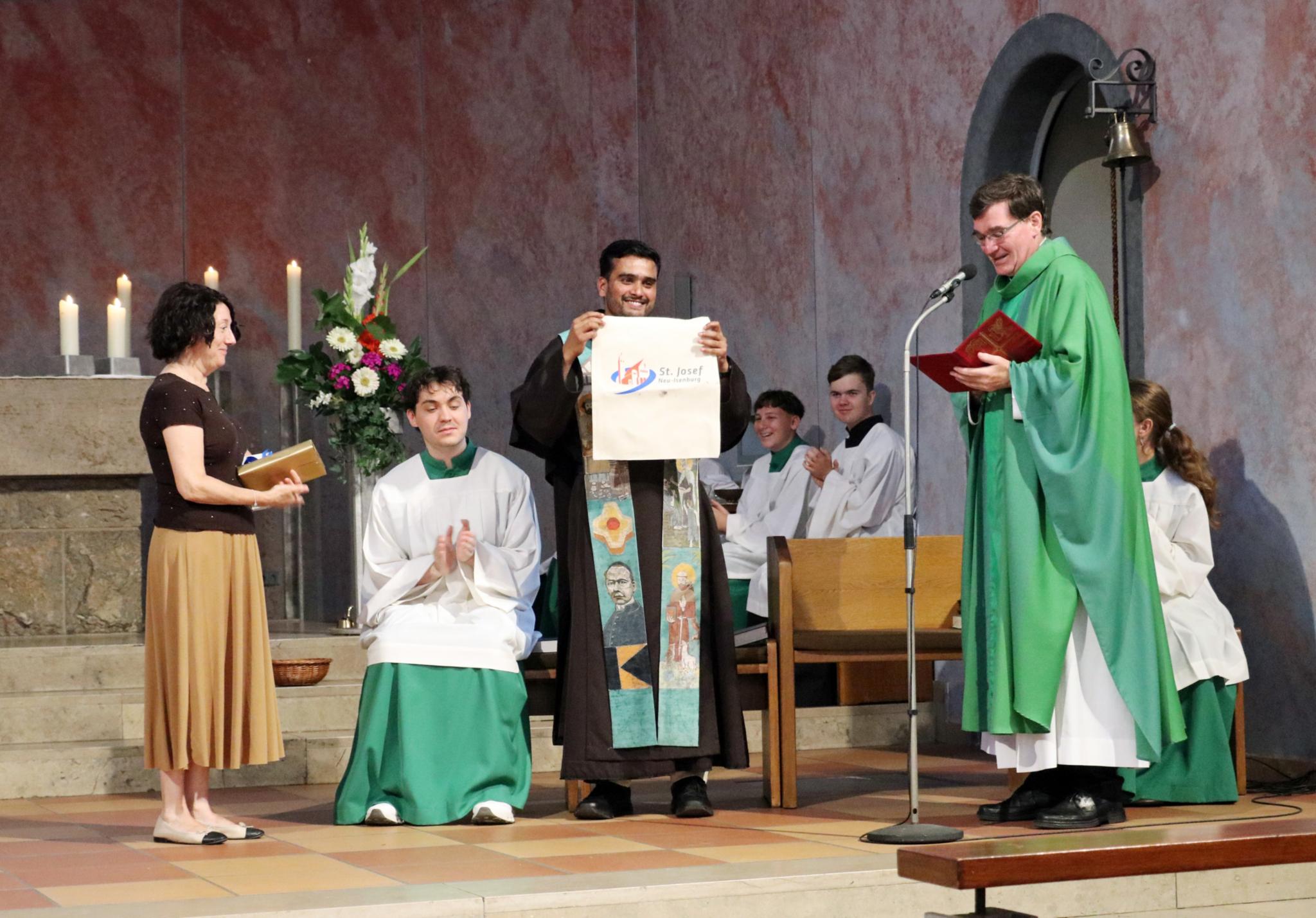 Pater Lijo Jose O.Carm. als neuer Kaplan im Pastoralraum Dreieich-Isenburg begrüßt