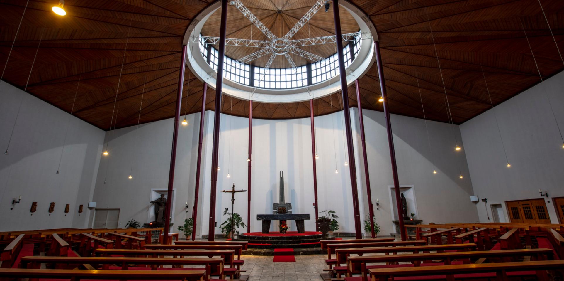 St. Albertus Innenraum