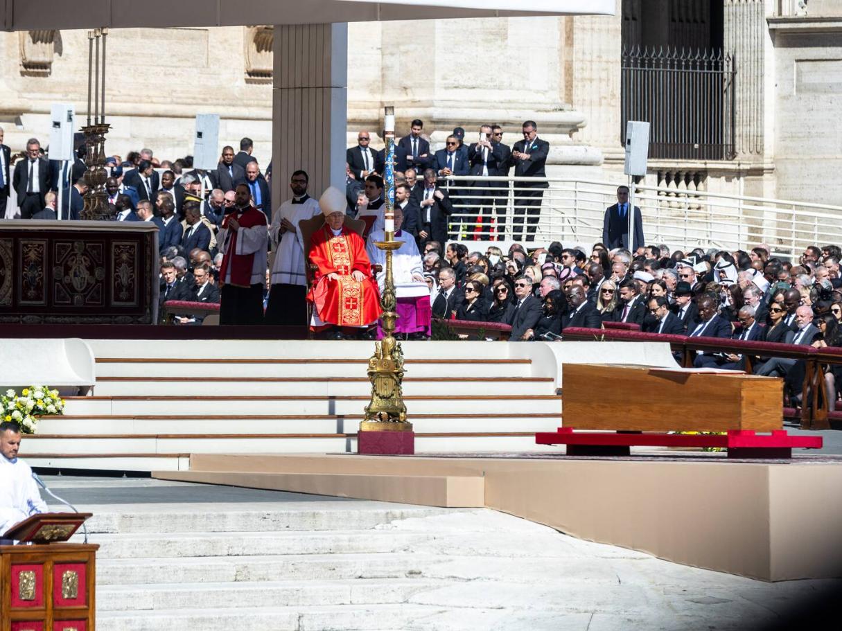 Trauermesse für Papst Franziskus