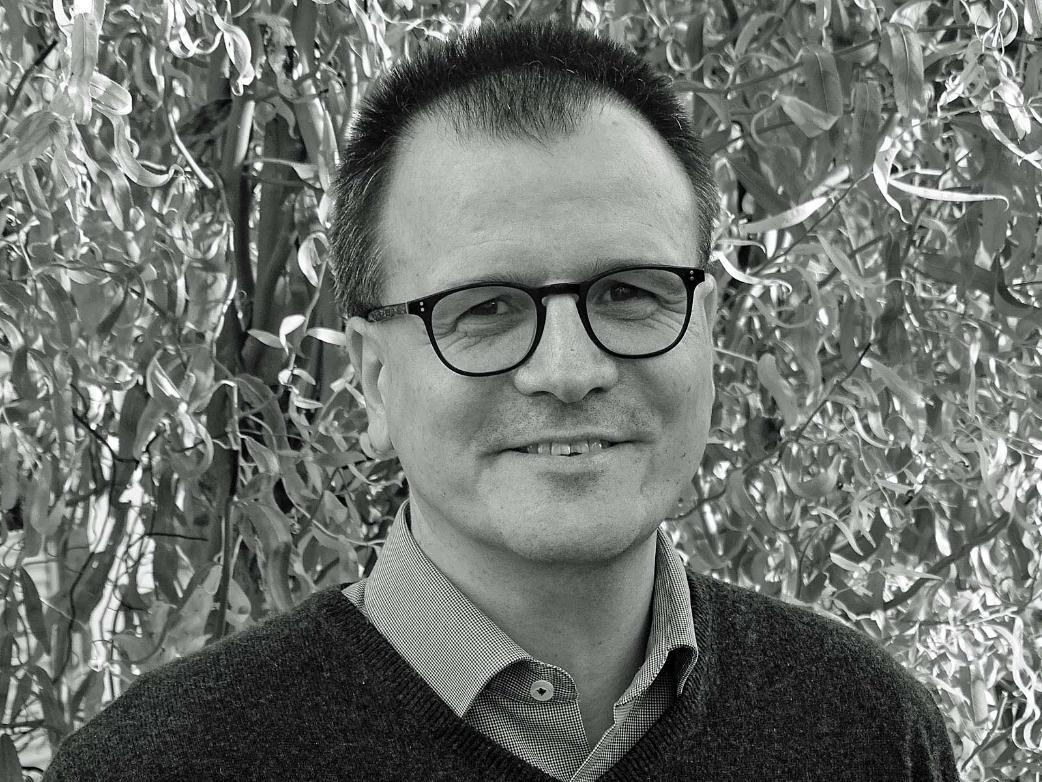 Dr. Andreas Löhr 1969-2026