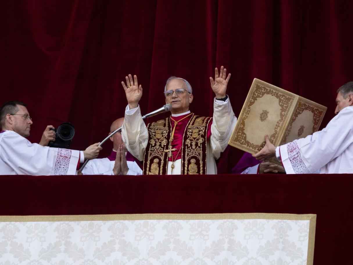 Papst Leo XIV.: Erster Segen.
