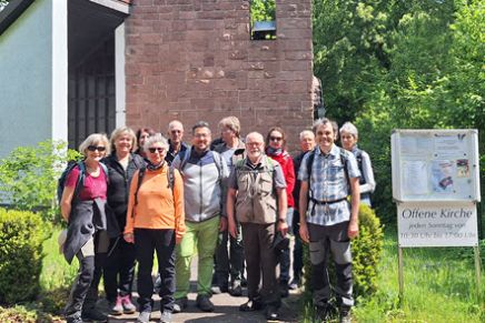 Pilgergruppe unterwegs