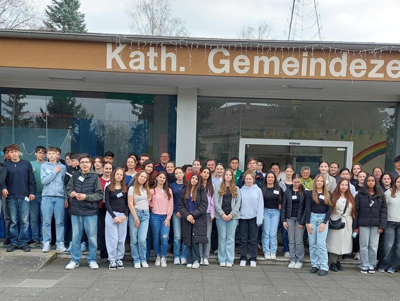 Firmkurs 2024 / 2025 im Pastoralraum MainWeg