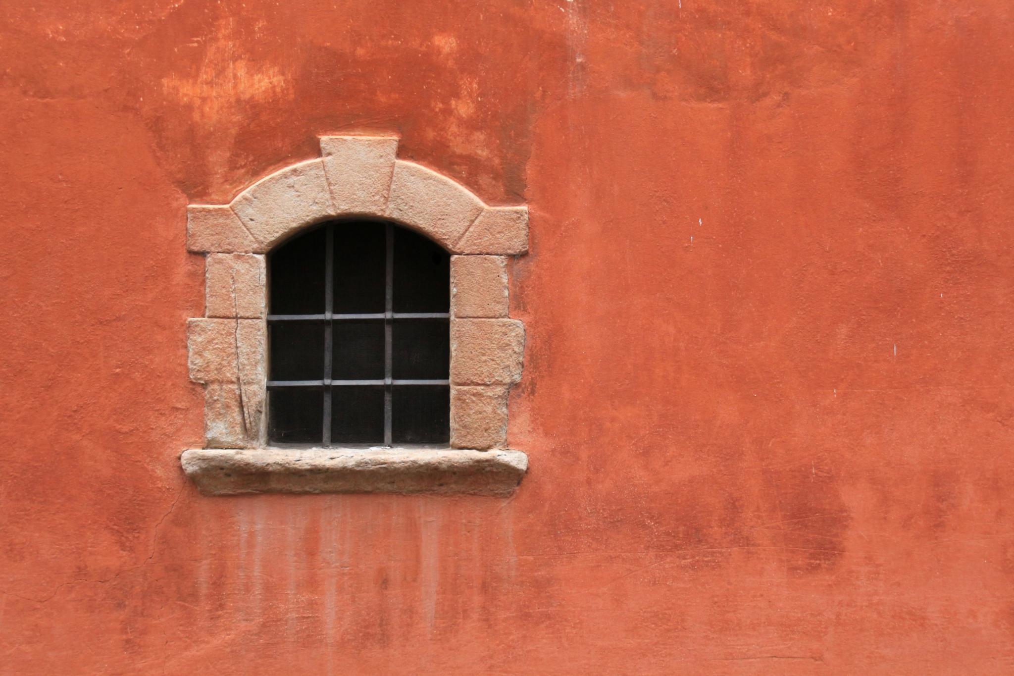 vergittertes fenster