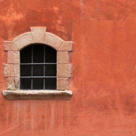 vergittertes fenster