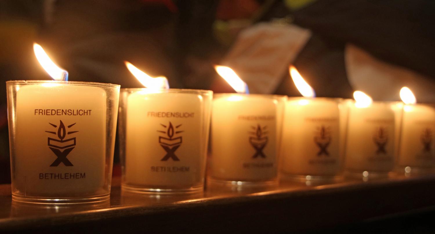 friedenslicht_sieben_tage_by_Christiane_Raabe_pfarrbriefservice