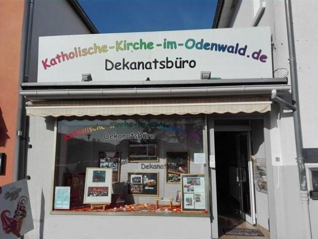 Dekanatsbüro in Bad König am Bahnhof