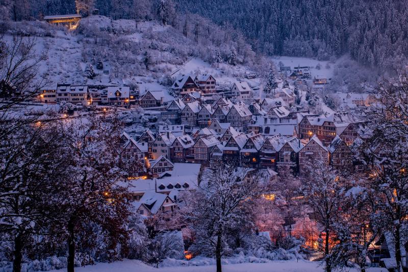 Weihnachtsfrieden (c) hschmider / Pixabay.com - Lizenz
