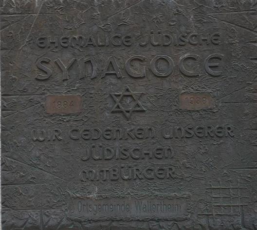 Gedenktafel am Rathaus ehemalige Synagoge