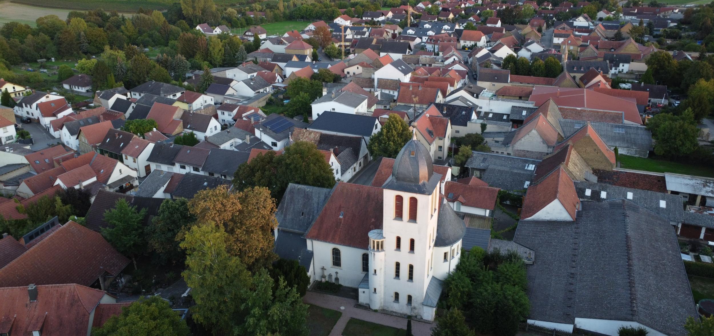 Blick auf Gau-Weinheim