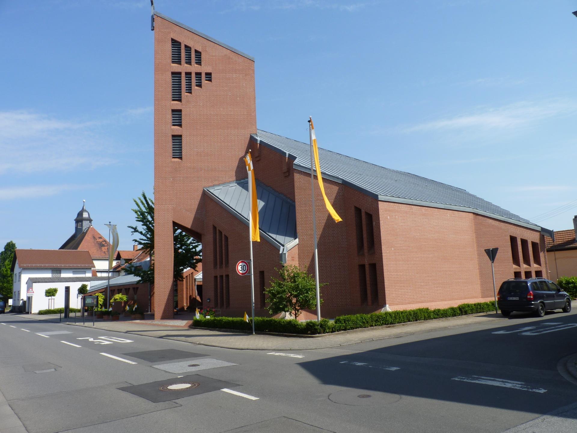 Herz Jesu Kirche Hüttenfeld
