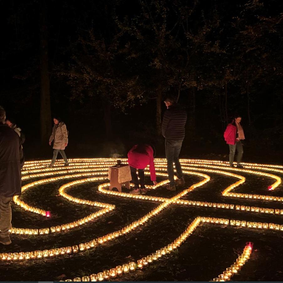 Lichterlabyrinth in Maria Sternbach