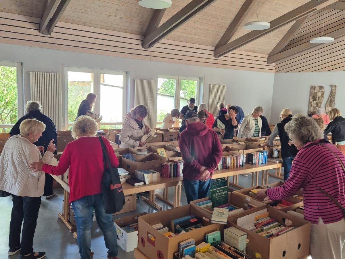 Bücher-Flohmarkt In Oppershofen