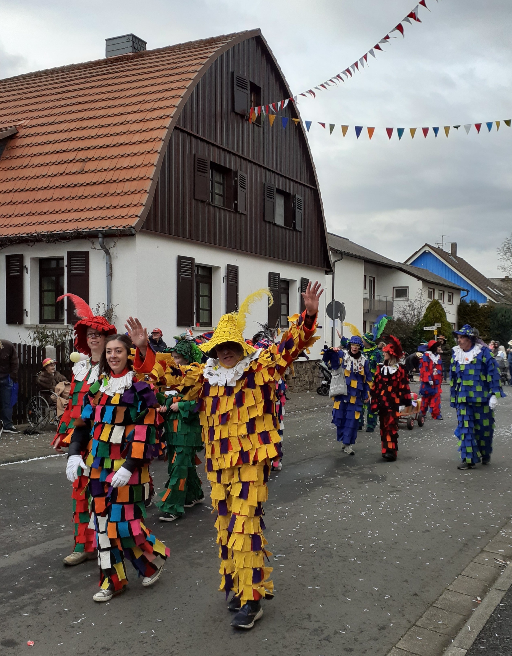 Fussgruppe beimOber-Mörler Fastnachtsumzug 2023