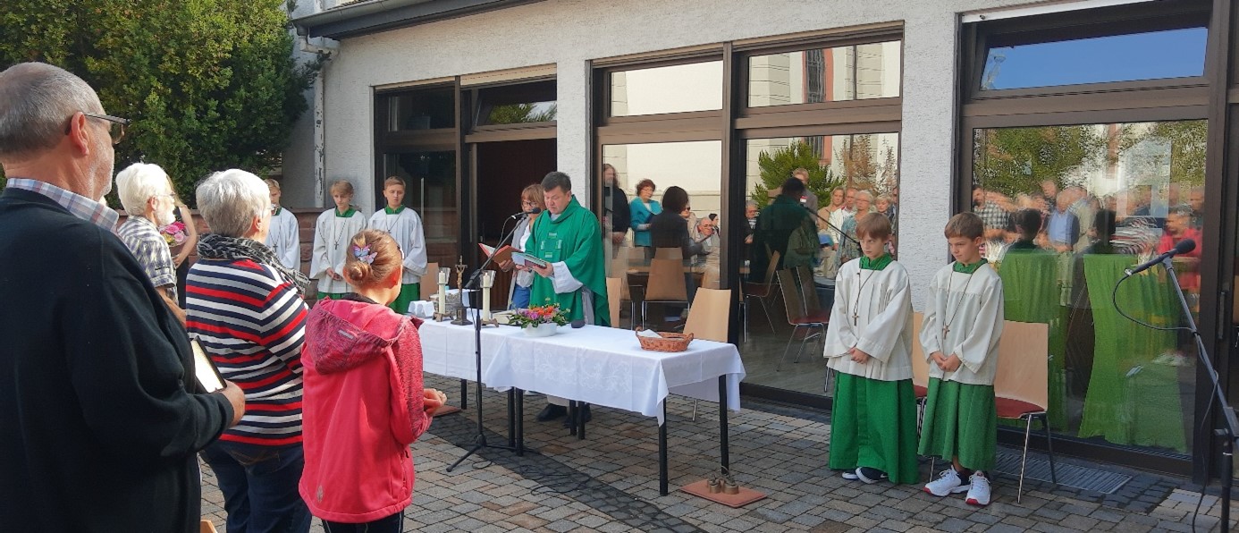 Pfarrzentrum Nieder-Mörlen