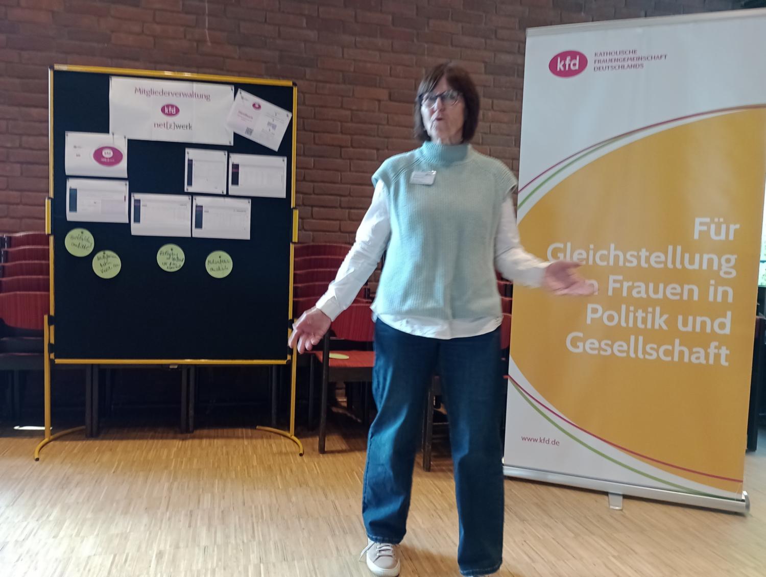 Marianne Fritsch zum Thema kfd-Mitgliederverwaltung (c) Astrid Stäblein