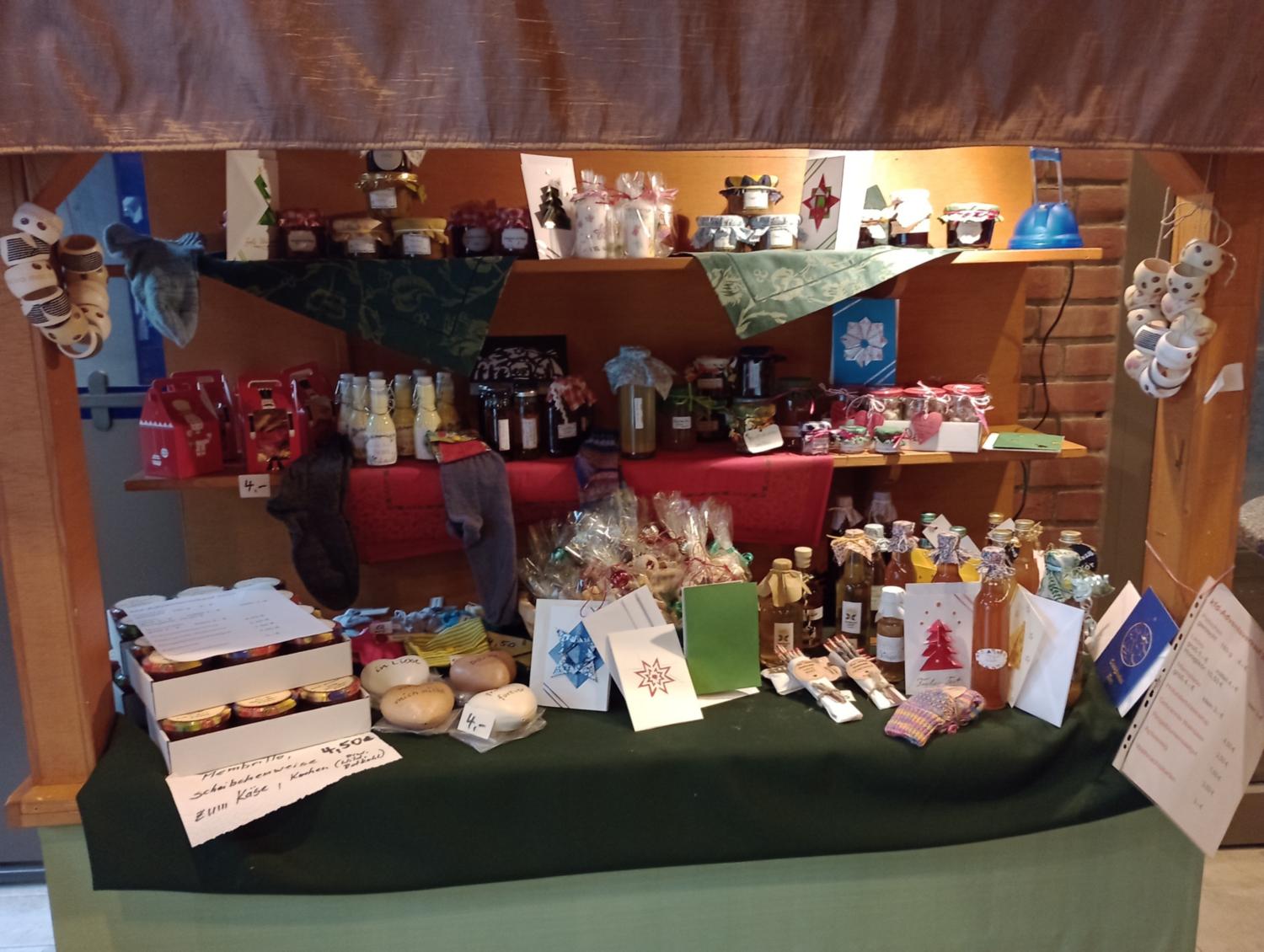 Adventsbasar II (c) Astrid Stäblein kfd