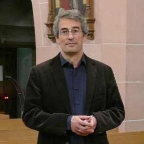 Nach seinem fantastischen Orgelprogramm: Domorganist Dan Zerfaß (c) Hanna von Prosch 2020