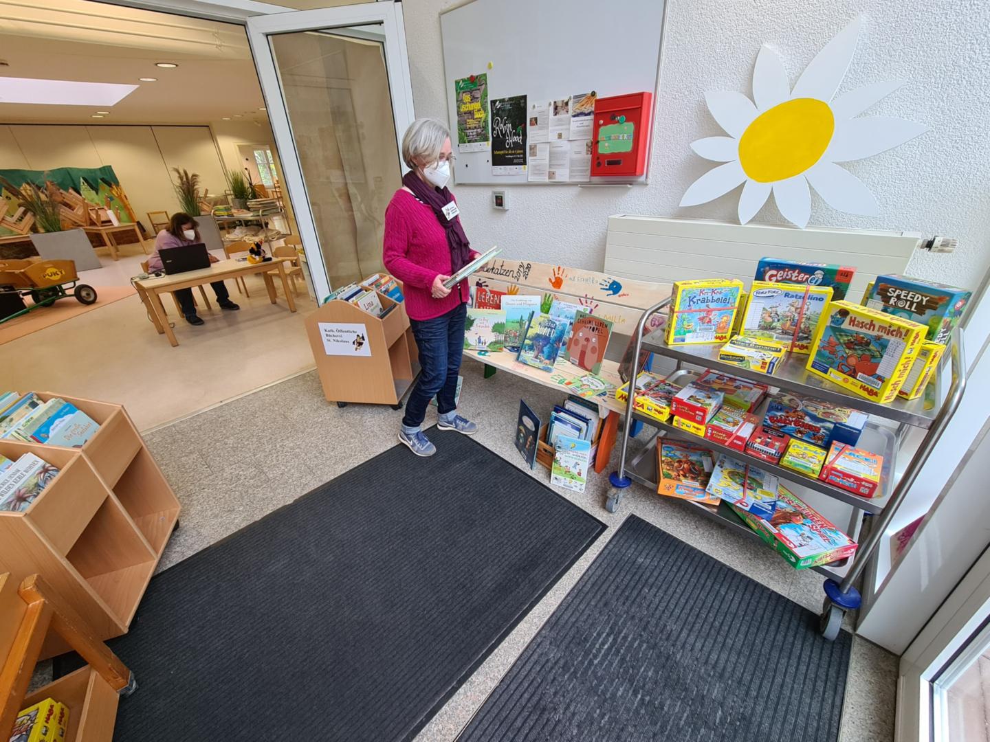 220407 Kinderbücherei Kita wieder geöffnet (c) Christine Herget