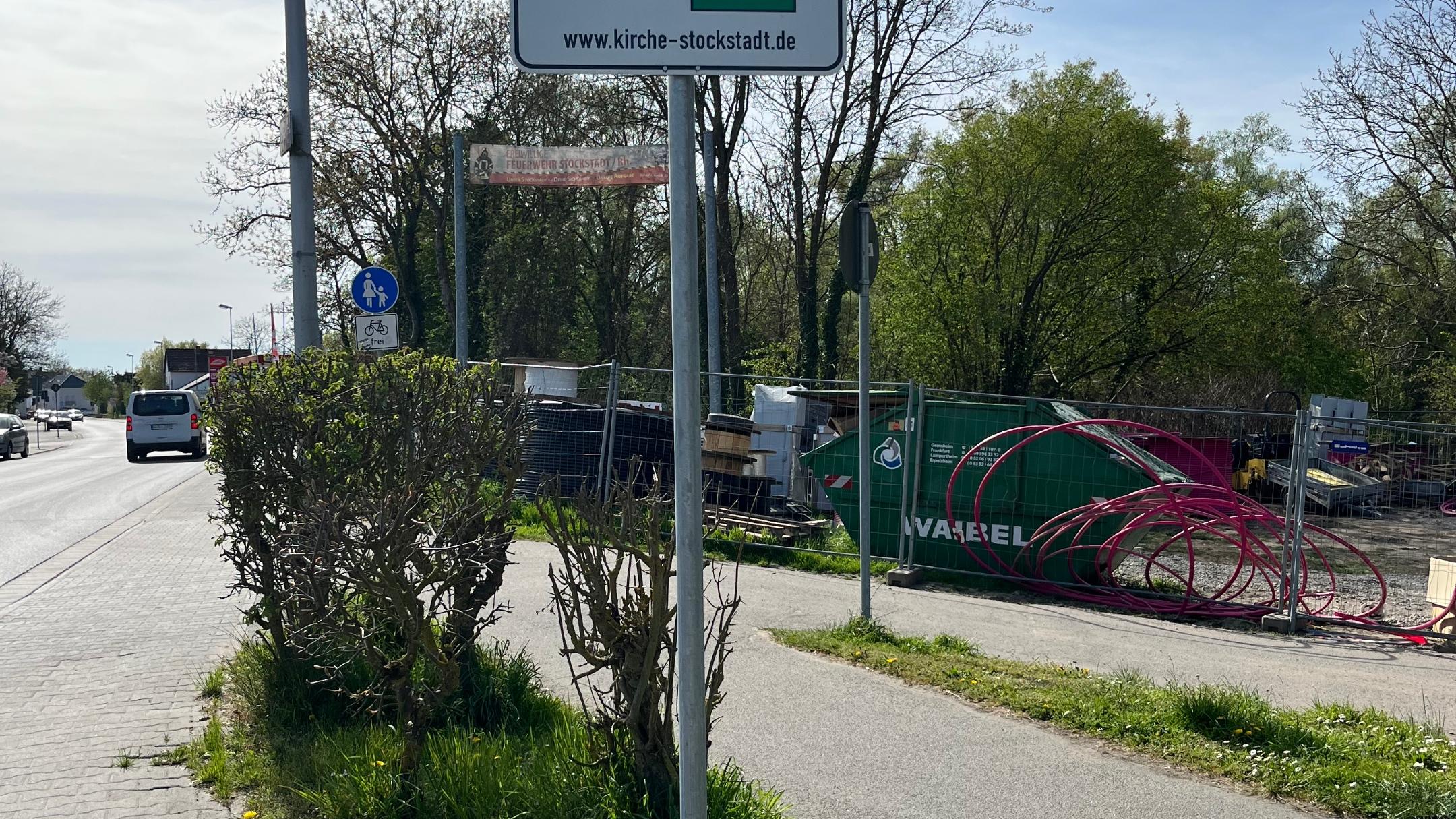 Hinweisschild Stockstadt