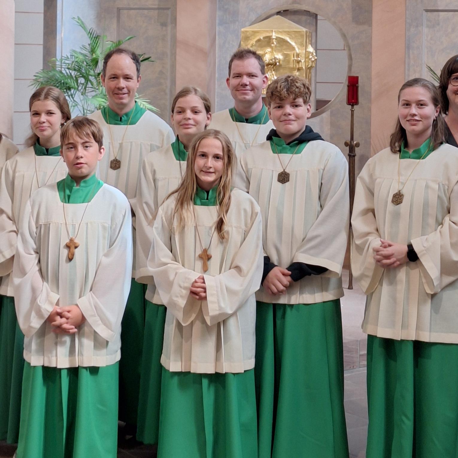 Gruppenbild Gottesdienst_Besuch Cyril_3_2