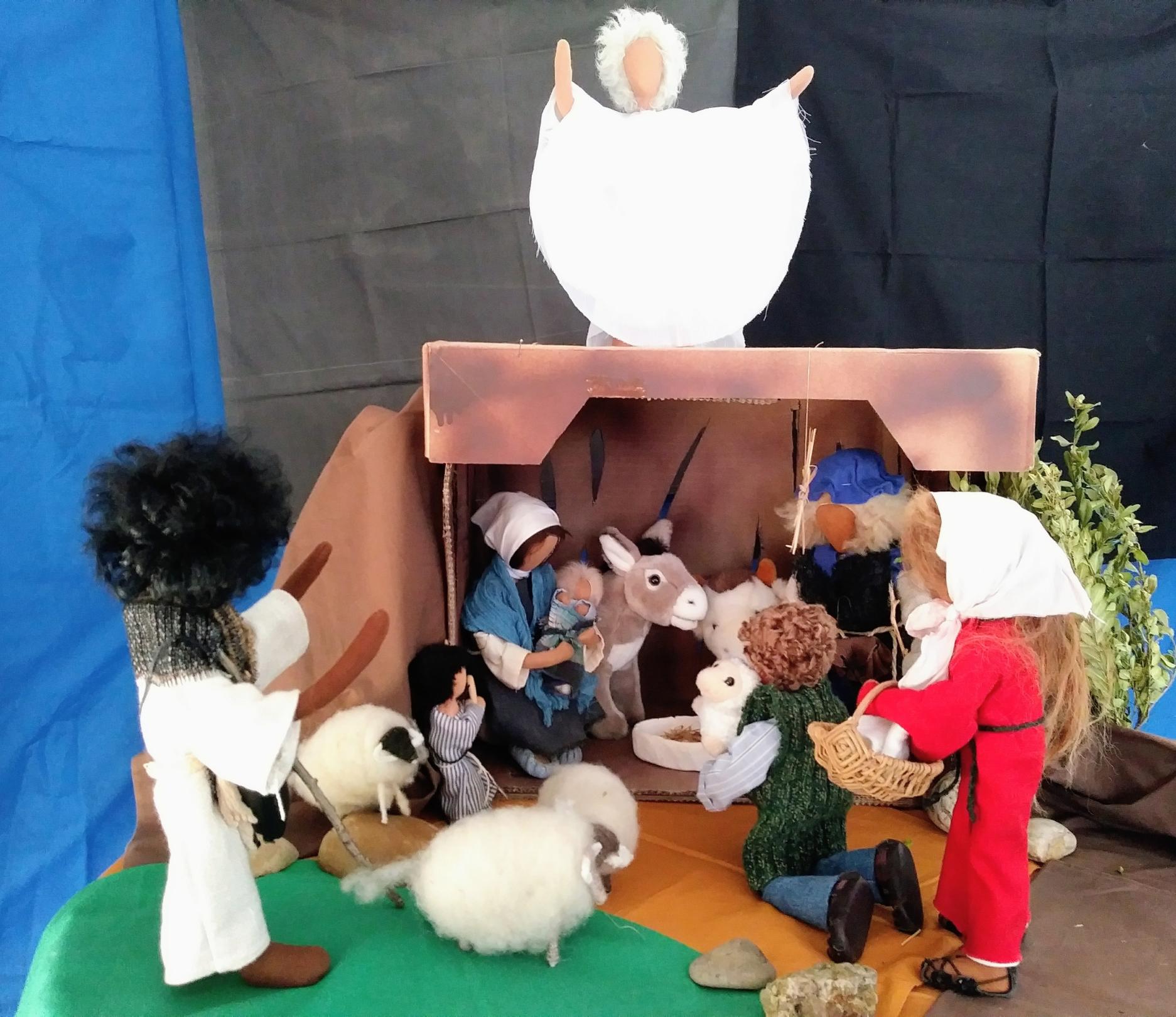 Der Engel an der Krippe (c) E. Wanka