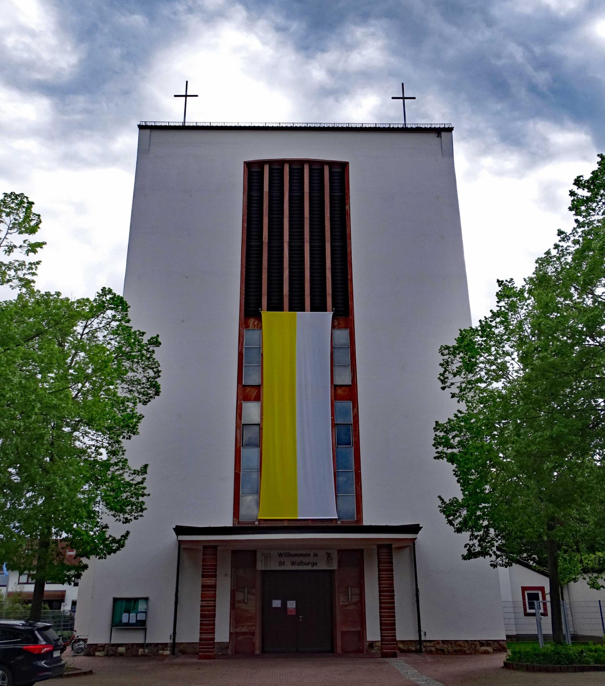 Katholische Pfarrkirche St. Walburga Groß-Gerau