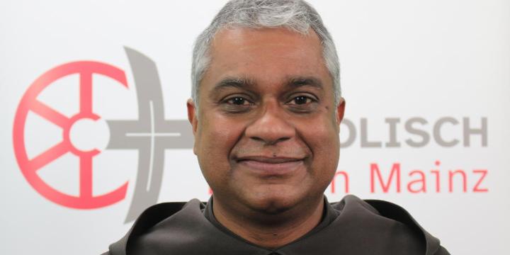 Pater Joshy George Pottackal O. Carm. (ernannter Weihbischof)