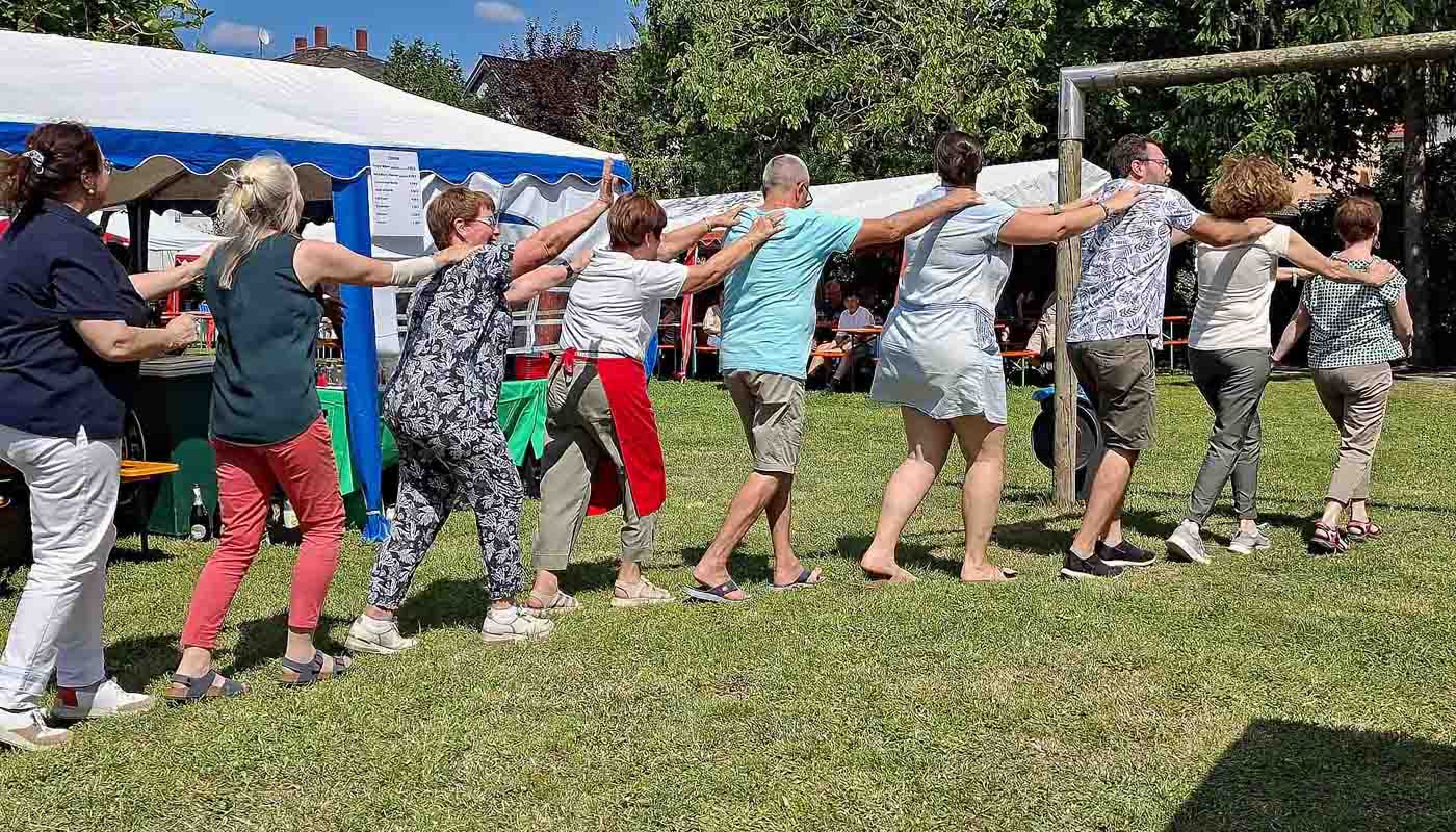 Groß-Gerau, 15. Juni 2025: Ausgelassene Stimmung herrschte beim Pfarrfest auf der Pfarrwiese. (c) Markus Schenk